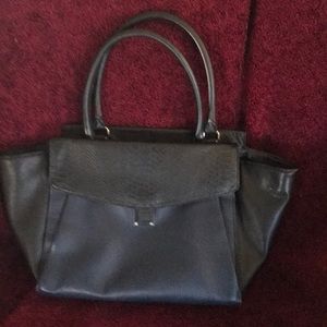 Vince Camuto Purse